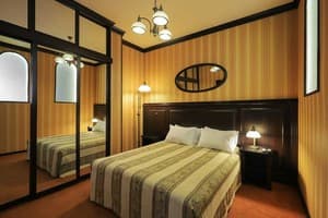 Отель Attache. Люкс 4-местный с двумя спальнями 2