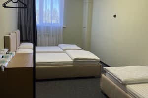 Хостел KIEV HOSTEL. Стандарт трехместный  1